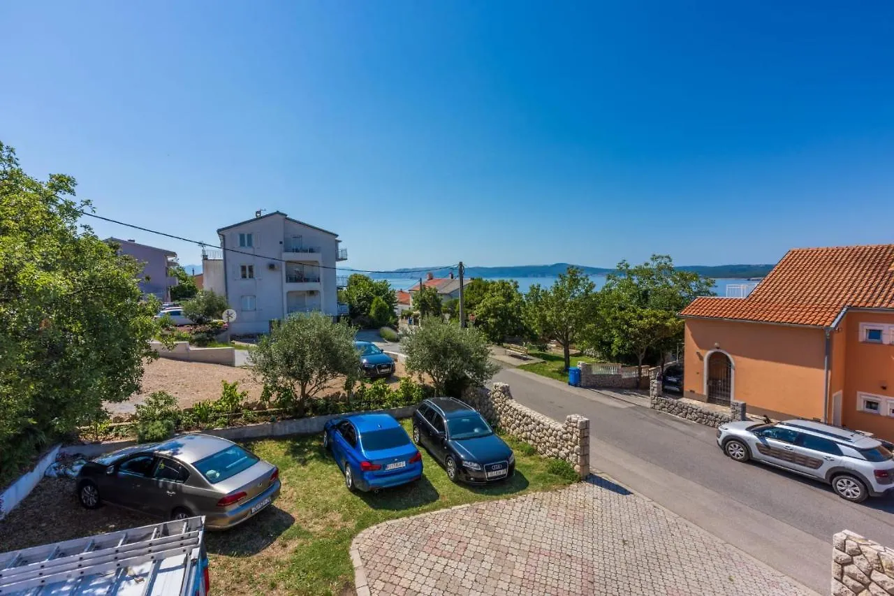 Apartman Gabi Crikvenica 0*,  Croatia